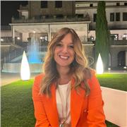 Insegnante per aiuto compiti delle scuole medie ed elementari